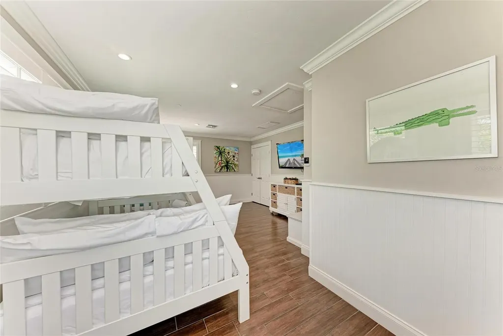 733 Holly Road Anna Maria FL 34216