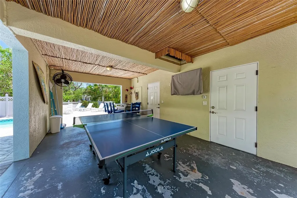 733 Holly Road Anna Maria FL 34216
