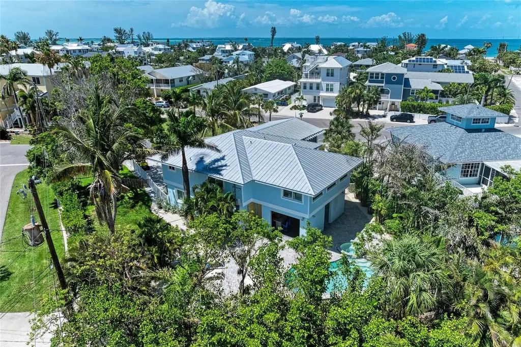 733 Holly Road Anna Maria FL 34216