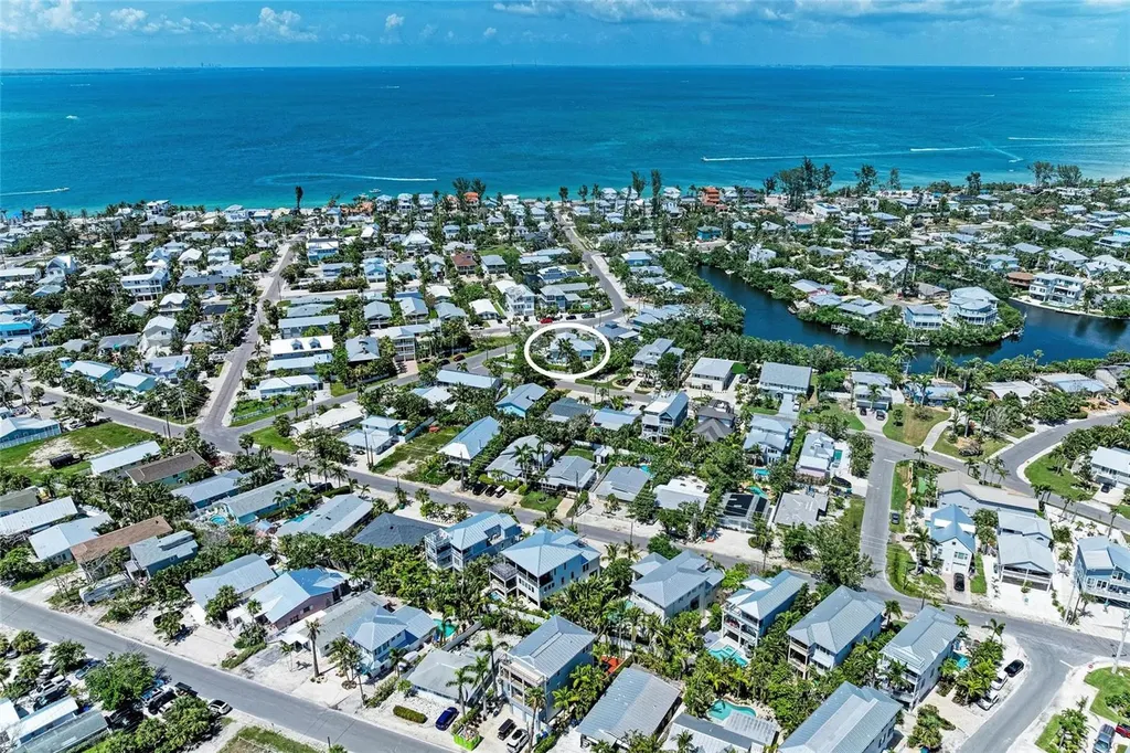 733 Holly Road Anna Maria FL 34216