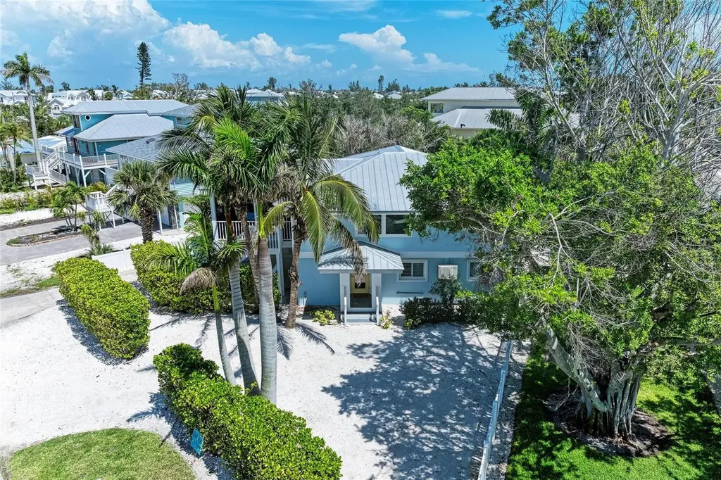 733 Holly Road Anna Maria FL 34216