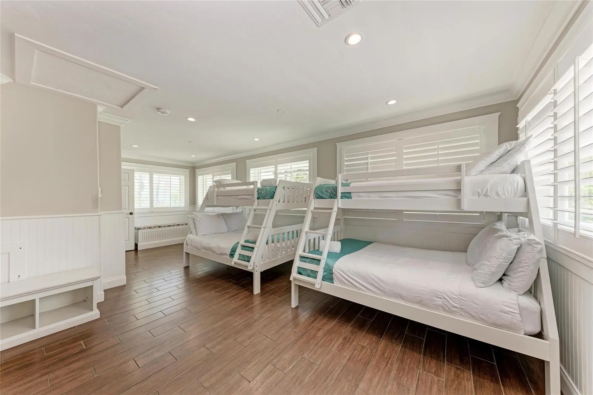 733 Holly Road Anna Maria FL 34216