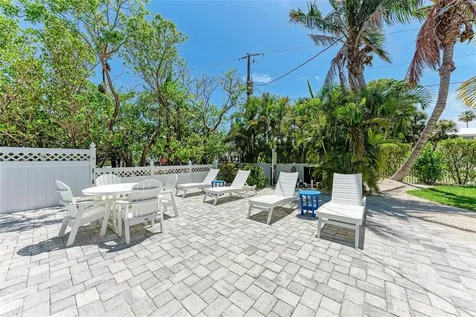 733 Holly Road Anna Maria FL 34216