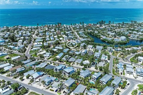 733 Holly Road Anna Maria FL 34216