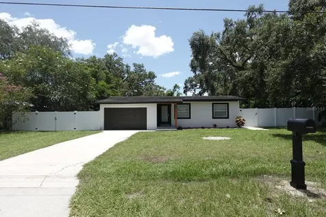 814 W 131st Avenue Tampa FL 33612