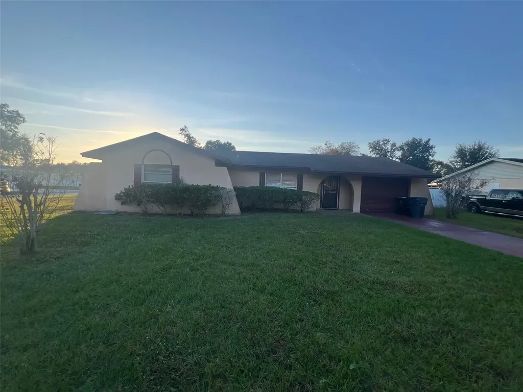 2362 Delrose Drive E Lakeland FL 33805