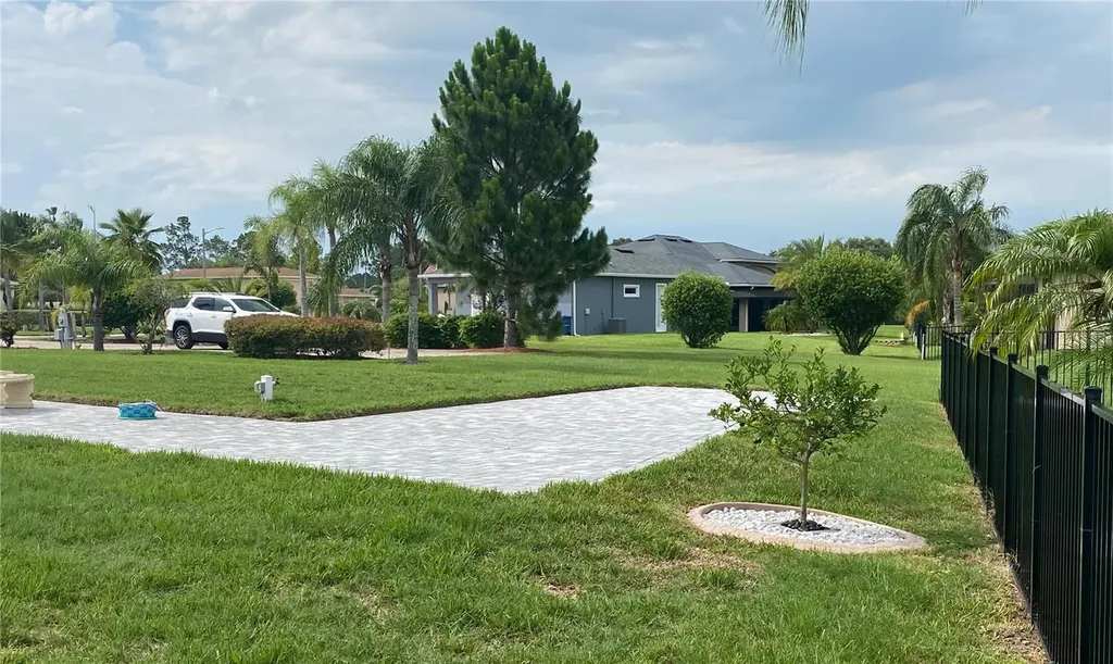 333 Nolane Lane Polk City FL 33868
