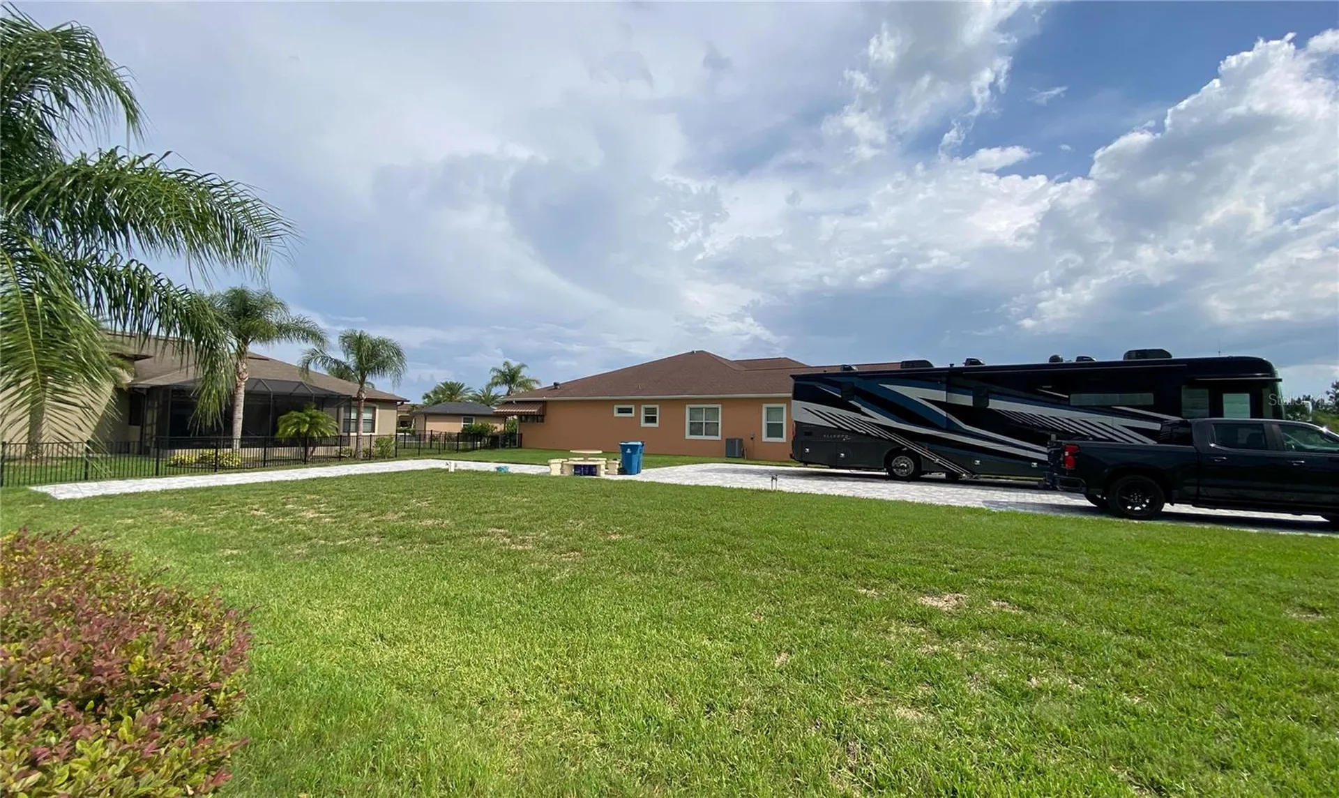 333 Nolane Lane Polk City FL 33868