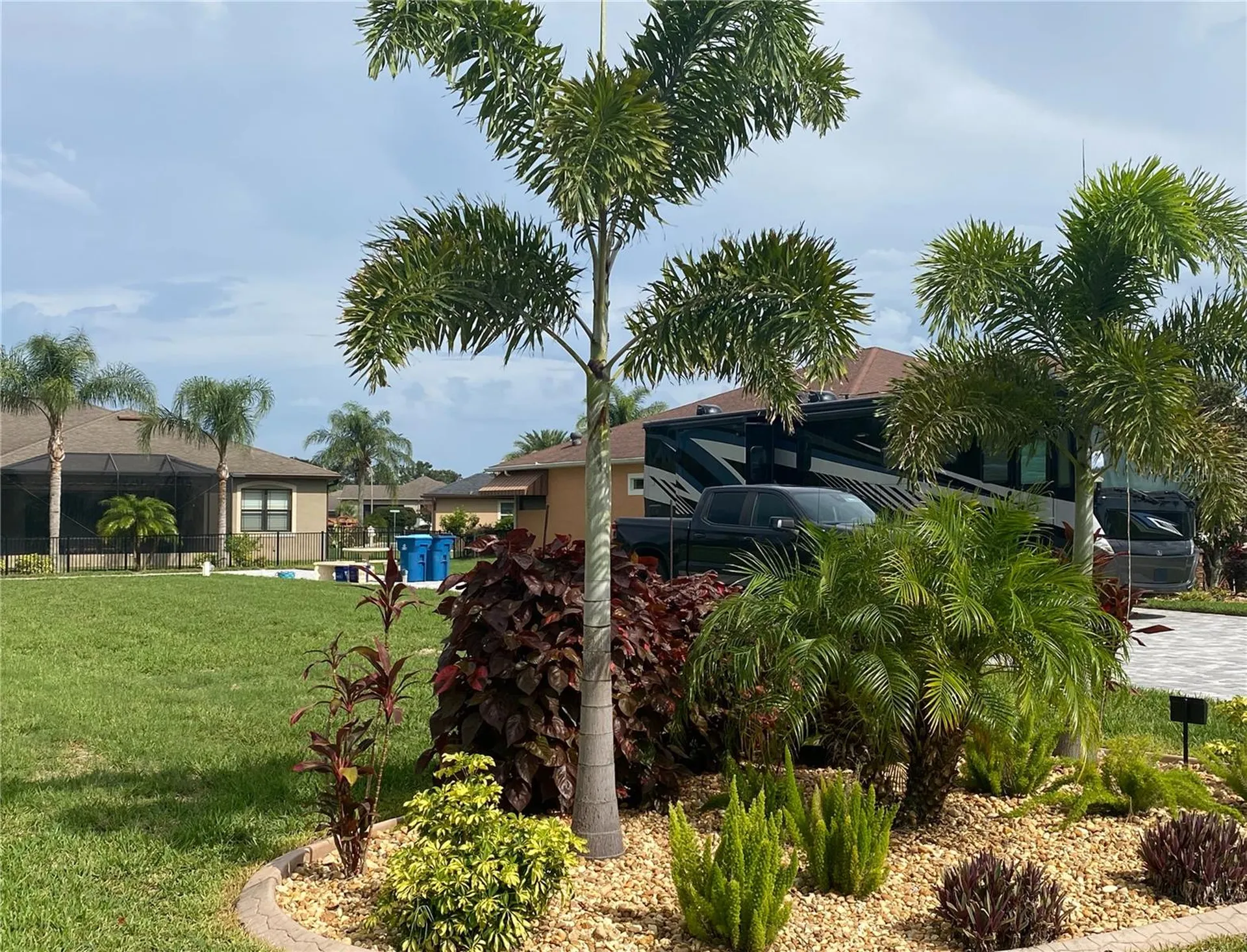 333 Nolane Lane Polk City FL 33868