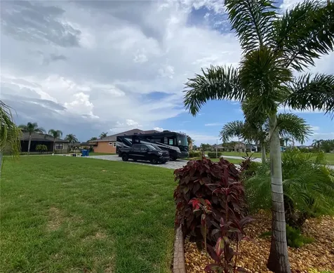 333 Nolane Lane Polk City FL 33868