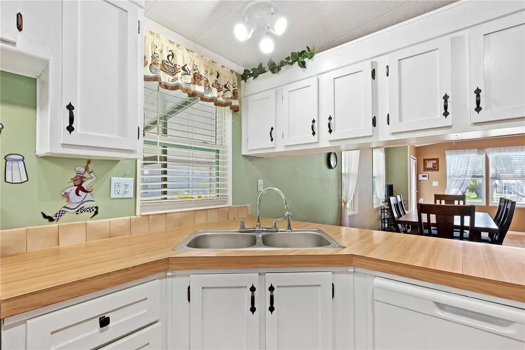 36435 Bonney Drive Zephyrhills FL 33541