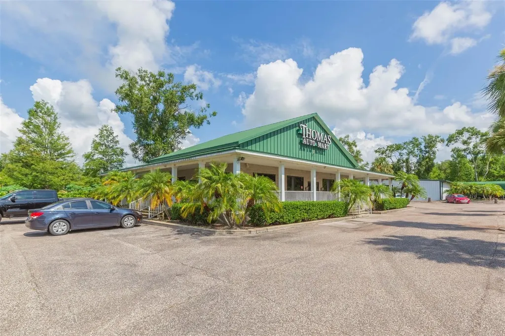 13815 21st Street Dade City FL 33525