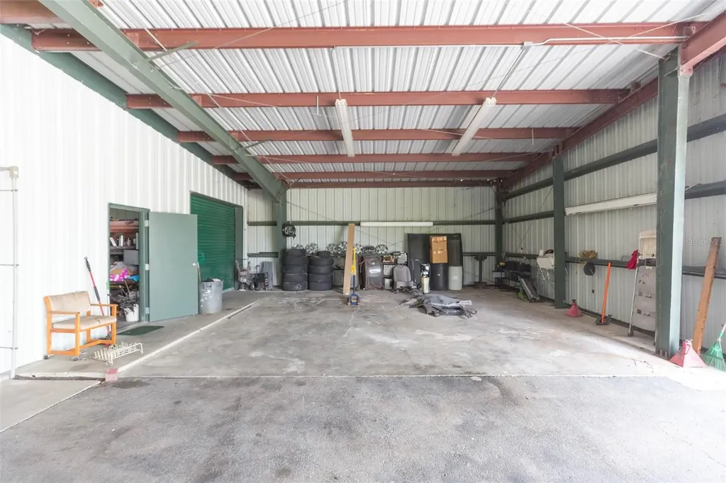 13815 21st Street Dade City FL 33525