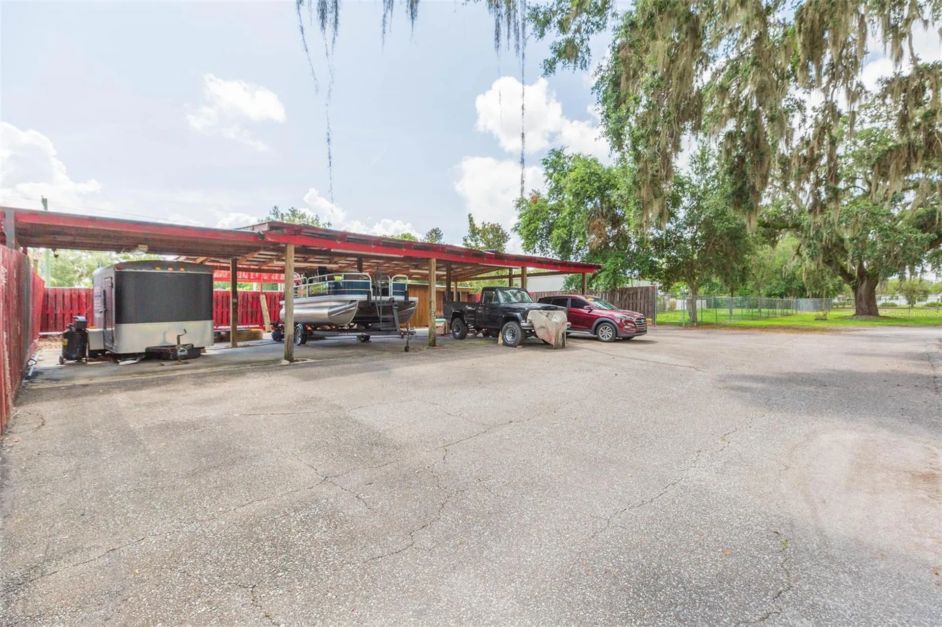 13815 21st Street Dade City FL 33525