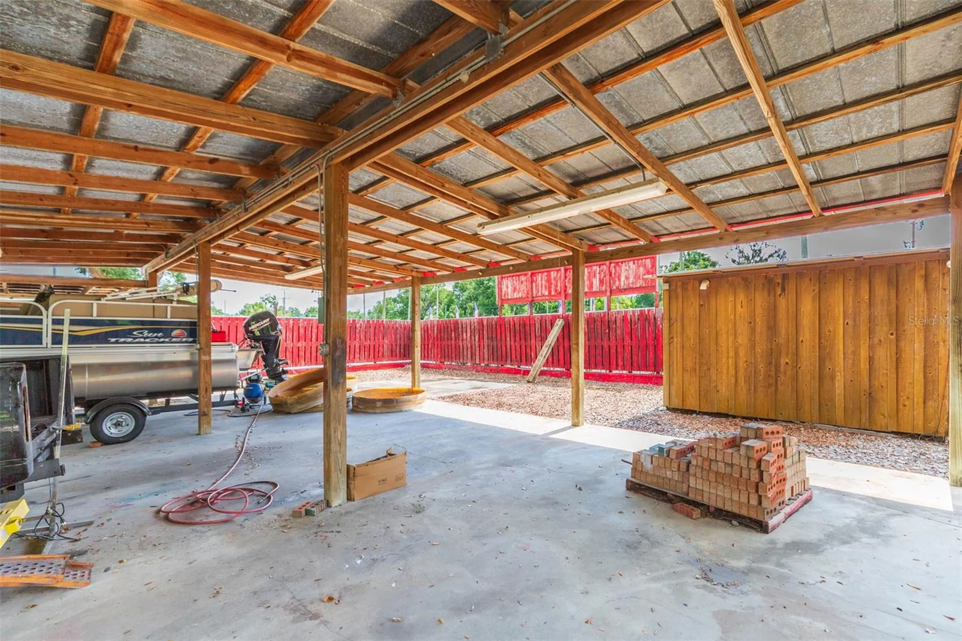 13815 21st Street Dade City FL 33525