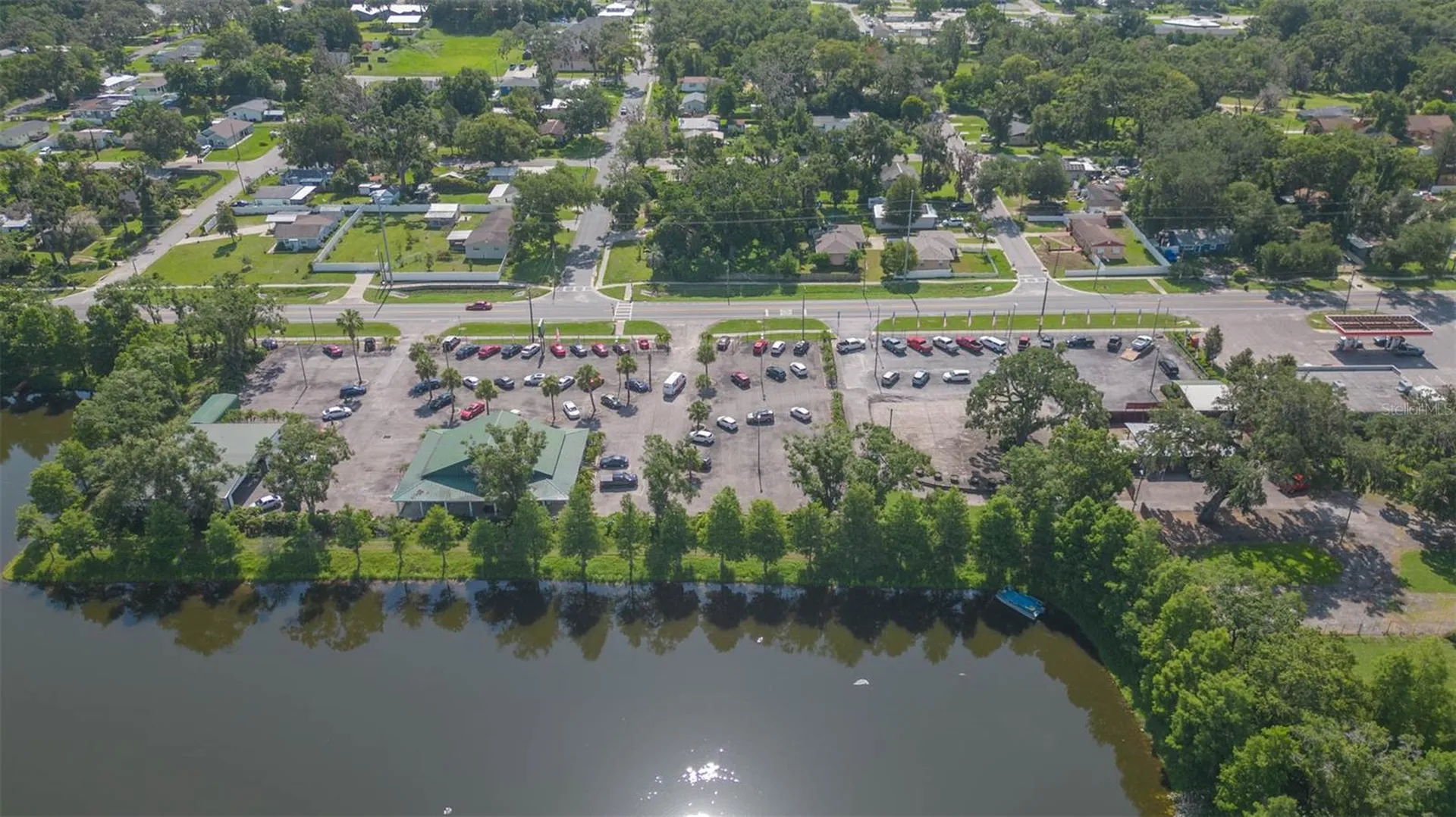 13815 21st Street Dade City FL 33525