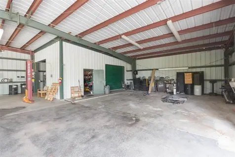 13815 21st Street Dade City FL 33525