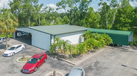 13815 21st Street Dade City FL 33525