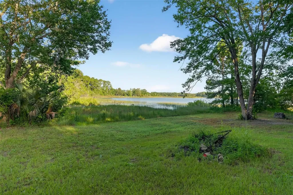54544 Buckhorn Road Astor FL 32102