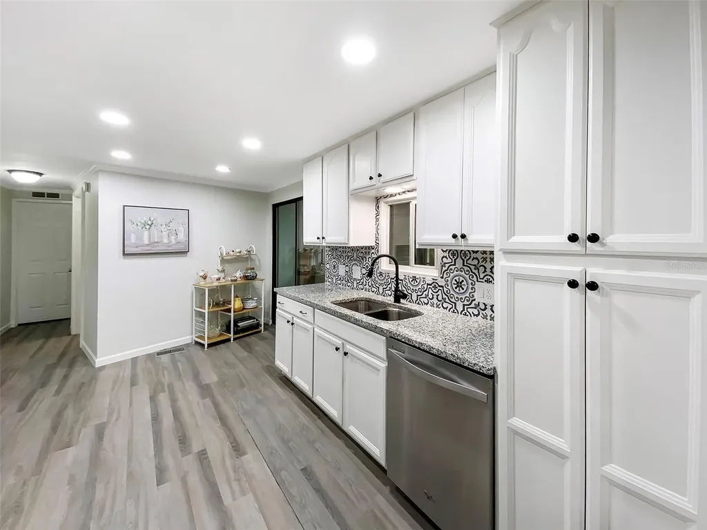 164 Royal Palm Drive Leesburg FL 34748