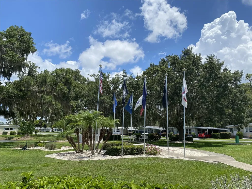 164 Royal Palm Drive Leesburg FL 34748