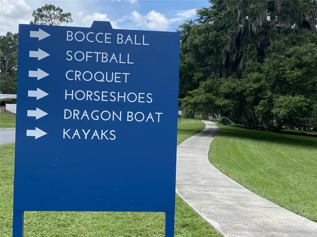 164 Royal Palm Drive Leesburg FL 34748