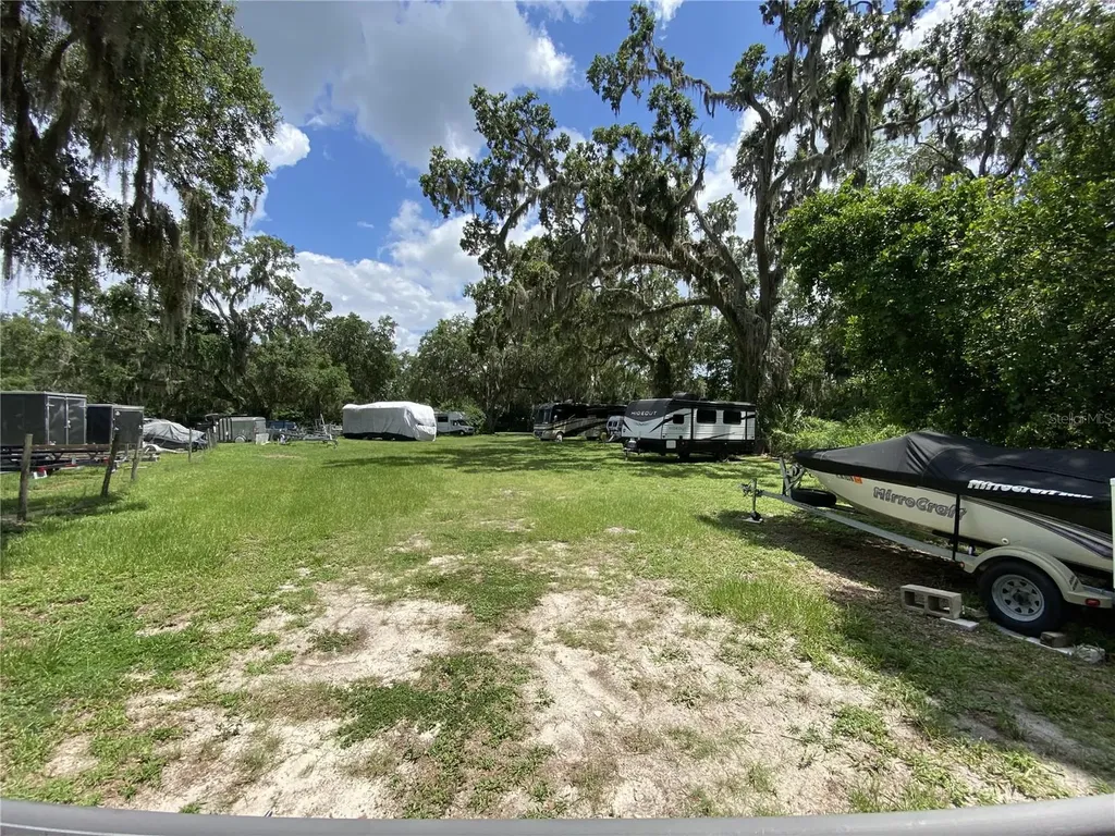 164 Royal Palm Drive Leesburg FL 34748