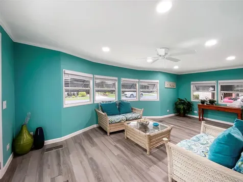 164 Royal Palm Drive Leesburg FL 34748