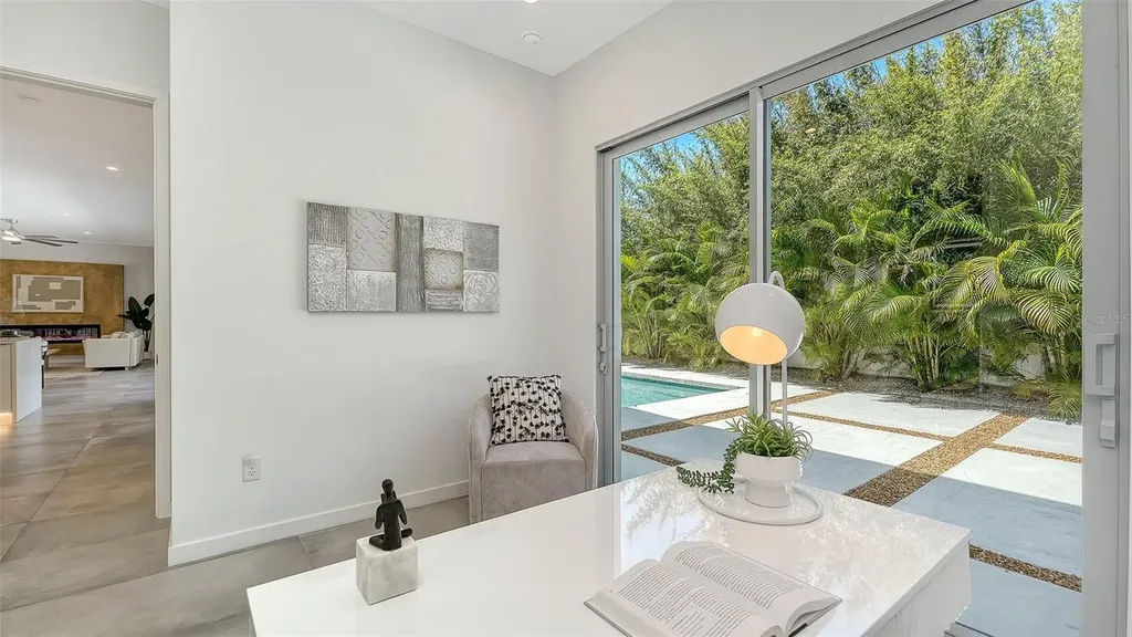 2124 Clematis Place Sarasota FL 34239