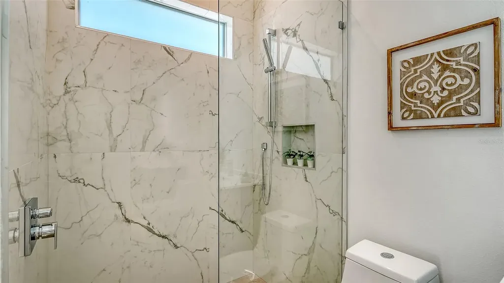 2124 Clematis Place Sarasota FL 34239