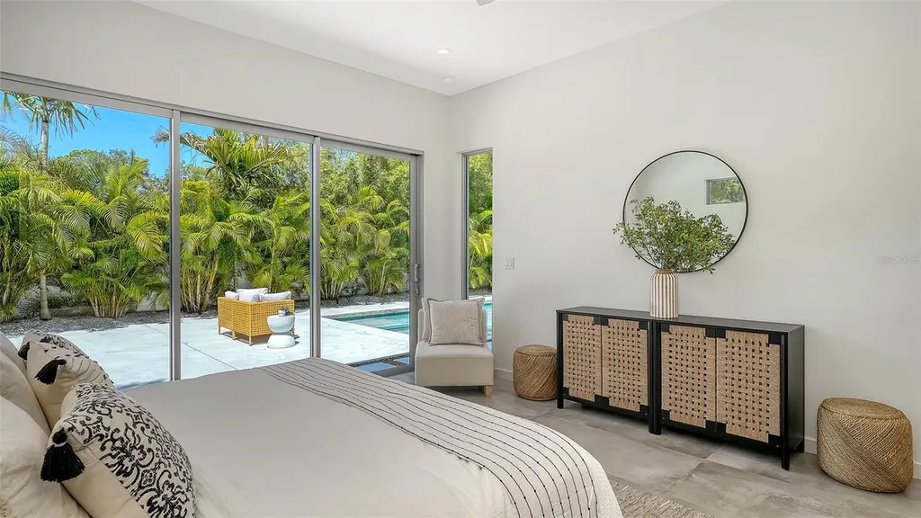 2124 Clematis Place Sarasota FL 34239