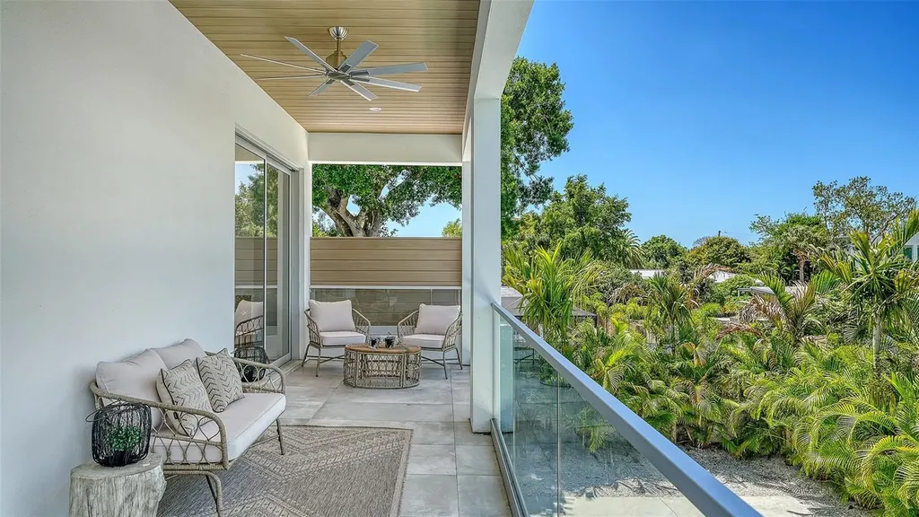 2124 Clematis Place Sarasota FL 34239
