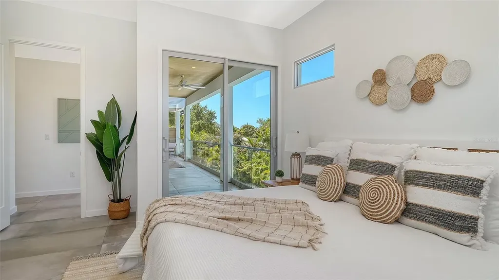 2124 Clematis Place Sarasota FL 34239