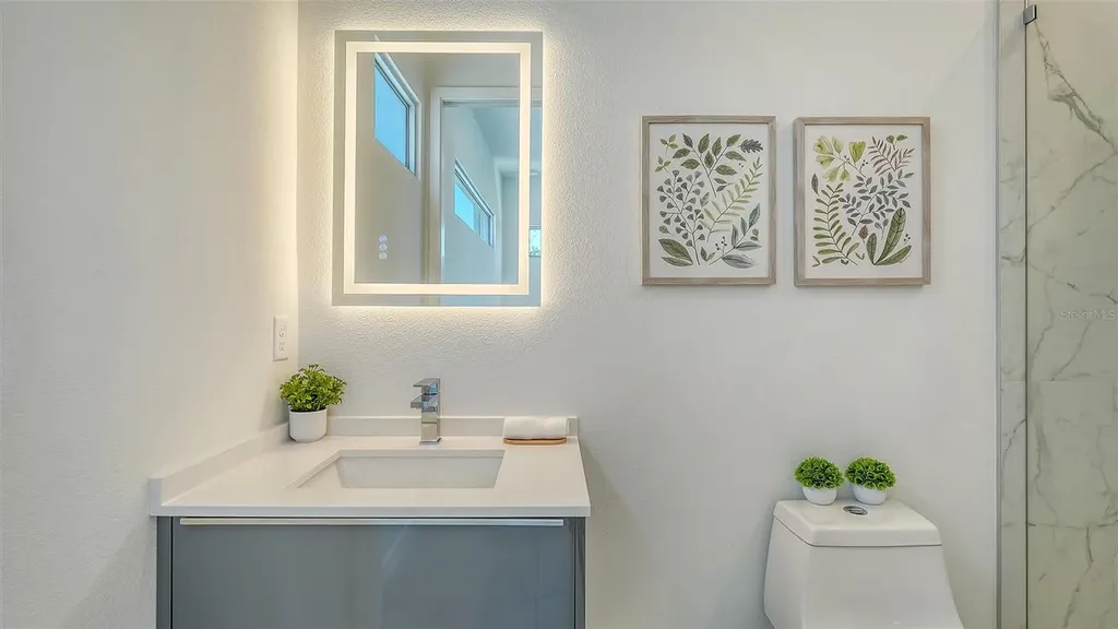2124 Clematis Place Sarasota FL 34239