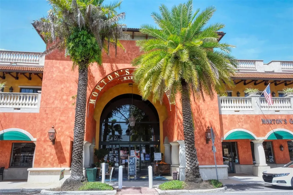 2124 Clematis Place Sarasota FL 34239