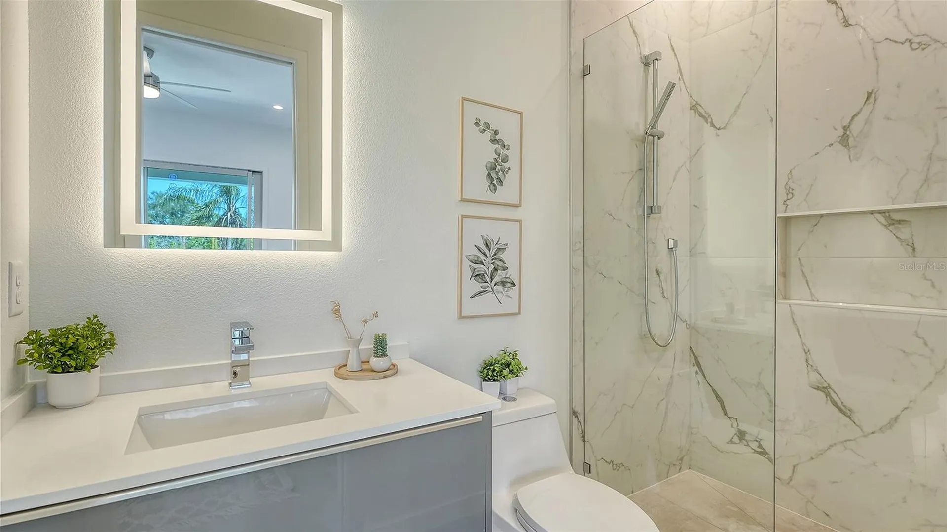 2124 Clematis Place Sarasota FL 34239