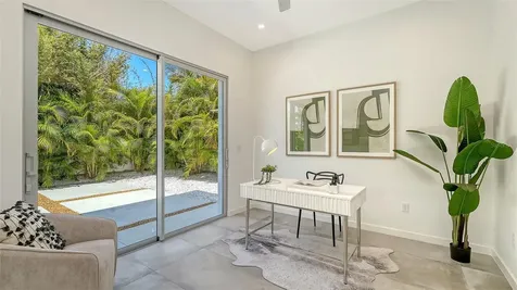2124 Clematis Place Sarasota FL 34239