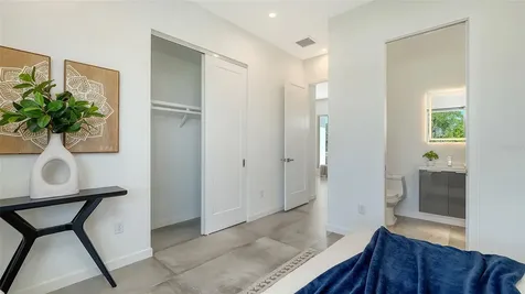 2124 Clematis Place Sarasota FL 34239