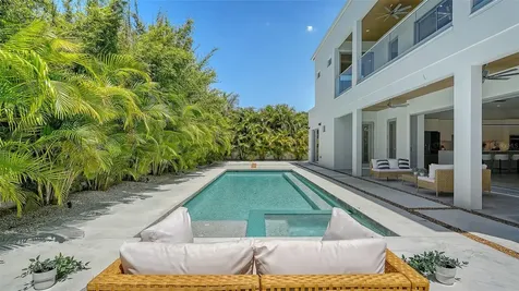 2124 Clematis Place Sarasota FL 34239