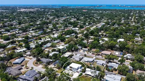 2124 Clematis Place Sarasota FL 34239