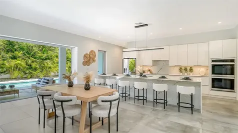 2124 Clematis Place Sarasota FL 34239