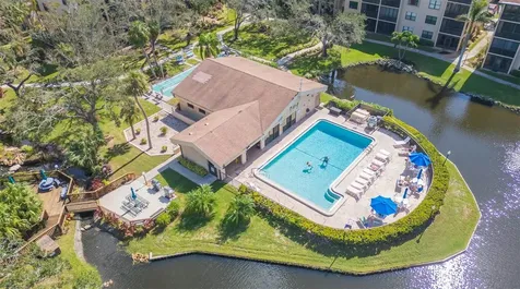 315 30th Avenue W Bradenton FL 34205