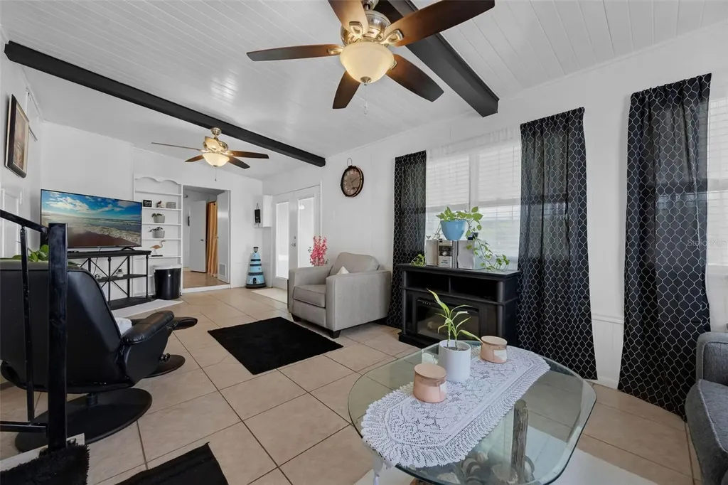 1025 Capella Drive Tavares FL 32778