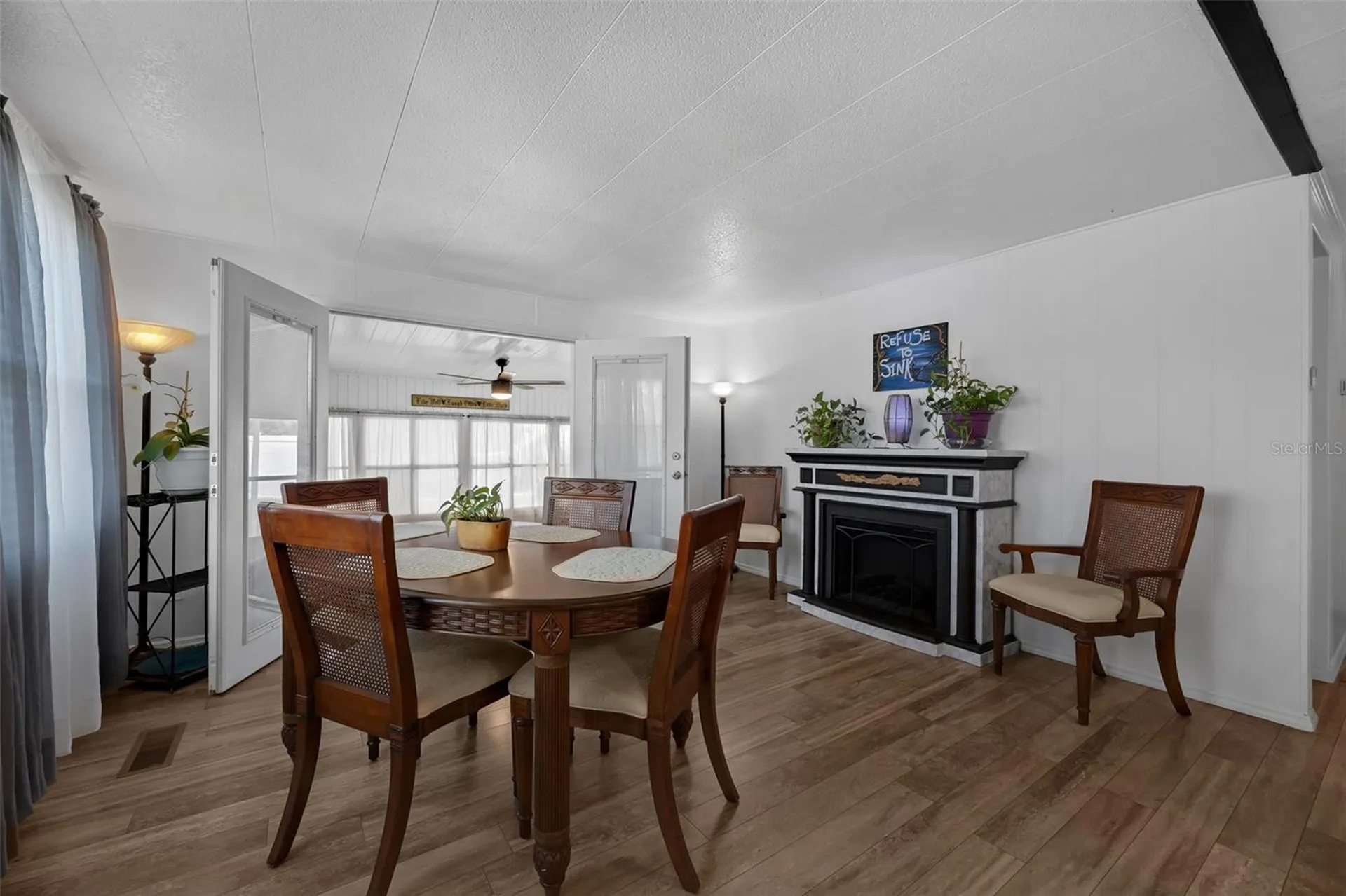 1025 Capella Drive Tavares FL 32778