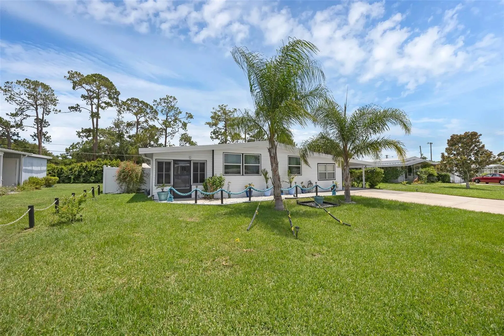 1025 Capella Drive Tavares FL 32778