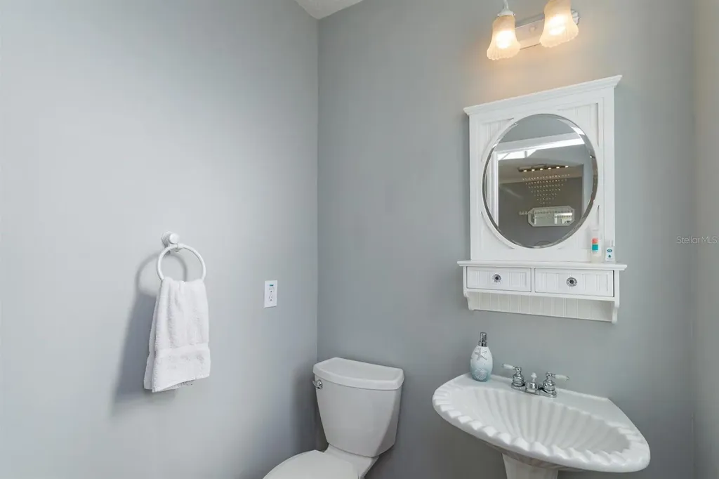 1703 Golfview Drive Kissimmee FL 34746