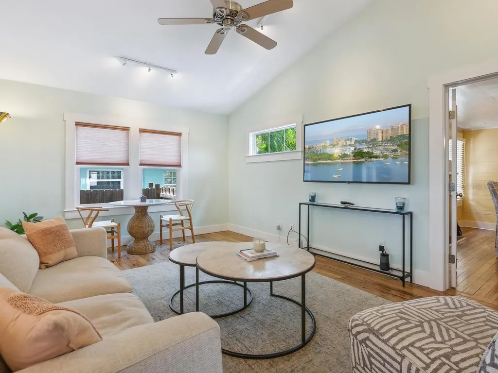 1732 6th Street Sarasota FL 34236