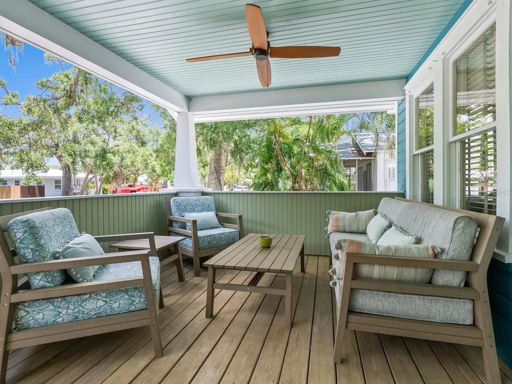 1732 6th Street Sarasota FL 34236