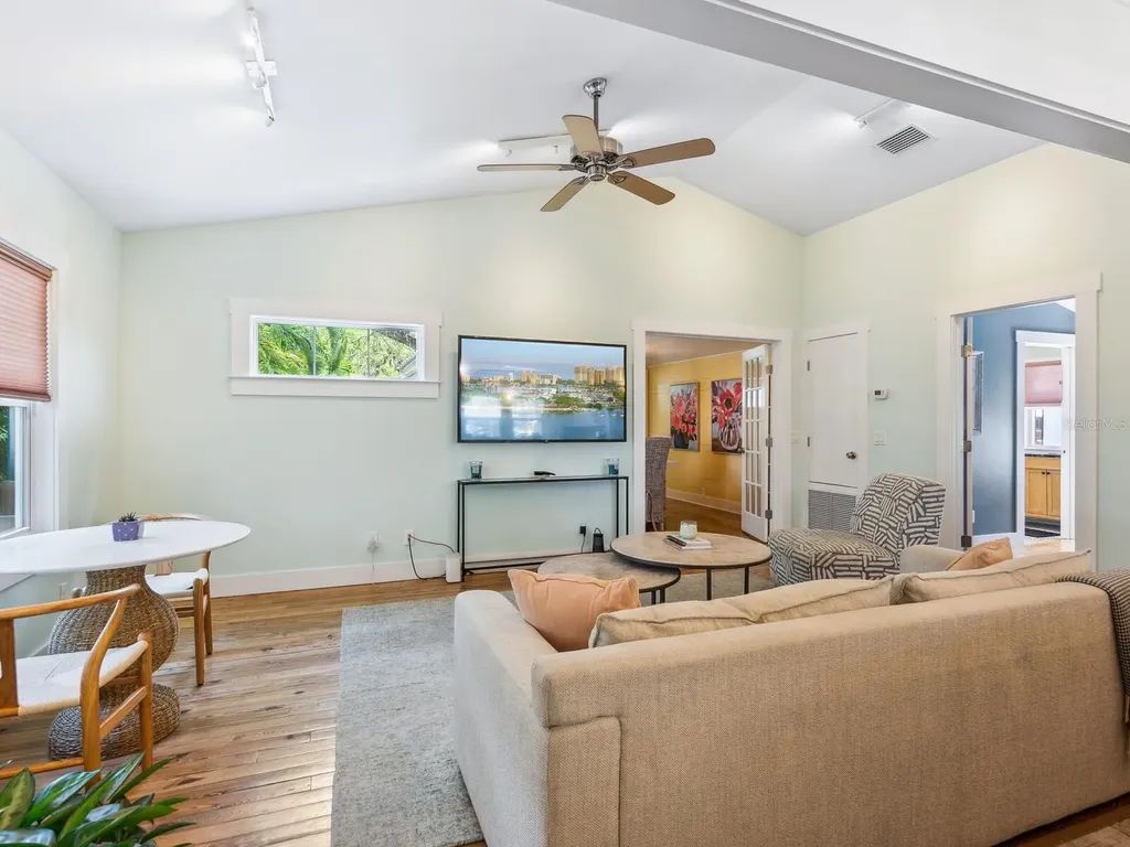 1732 6th Street Sarasota FL 34236