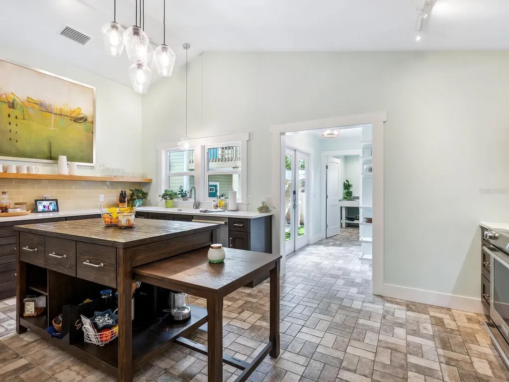 1732 6th Street Sarasota FL 34236